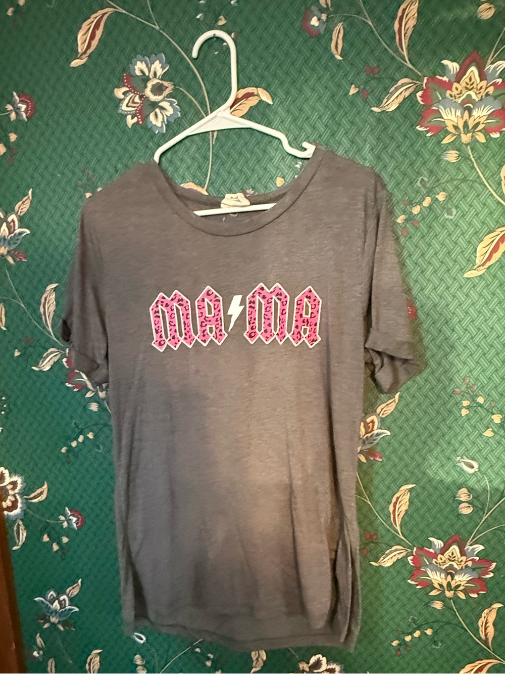 Daytrip Gray Short Sleeve Tee with Pink "MAMA" Graphic